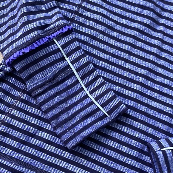 Ivivva half zip sweater size 10 - Picture 3 of 5